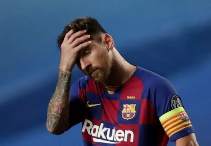 Leo Messi, busca de su salida del Barcelona. Foto:EFE