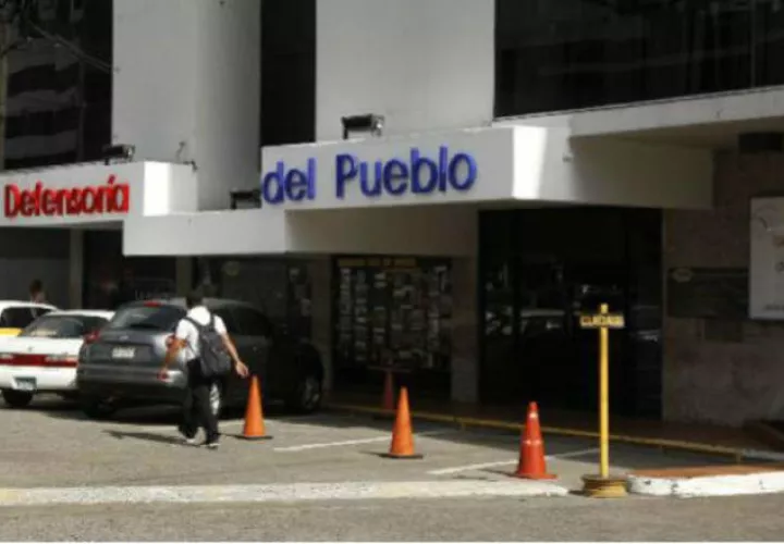 La Defensoría del Pueblo abrió una queja de oficio y  acudió al Centro Penitenciario donde falleció la privada de libertad.
