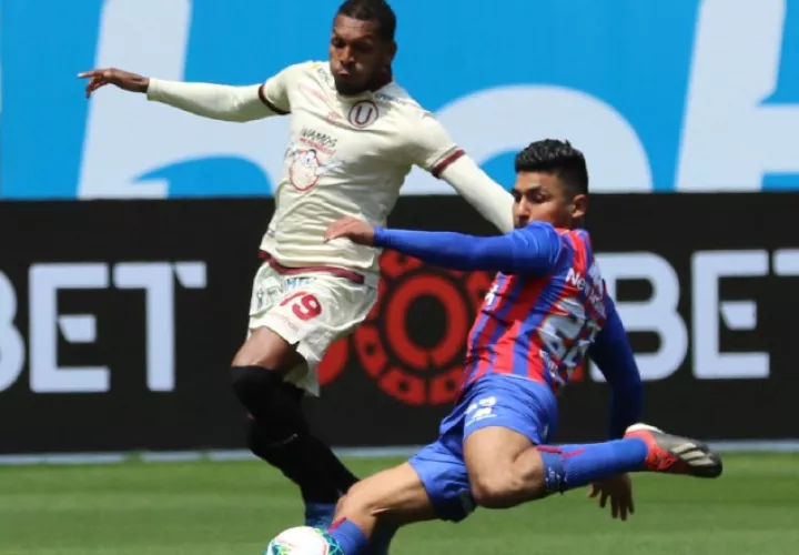 Alberto 'Negrito' Quintero (19) salió de titular ayer en el equipo crema. Foto@Universitario