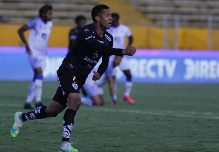 Gabriel 'Gaby' Torres lleva 12 goles en la temporada. Foto:@IDV_EC
