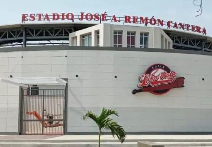 Los peloteros se encuentran en el estadio José Antonio Remón Cantera en Aguadulce. Foto:Pandeportes