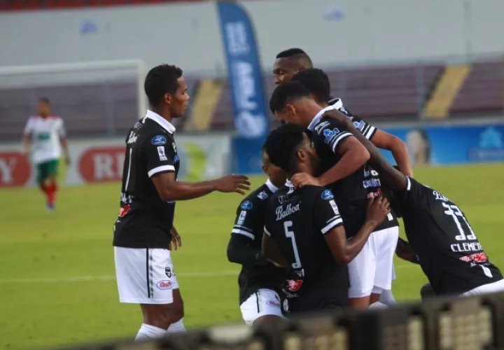 Jugadores del Tauro, el último campeón en la LPF, también mostró su desacuerdo por la eliminación del Clausura 2020. Foto: Anayansi Gamez