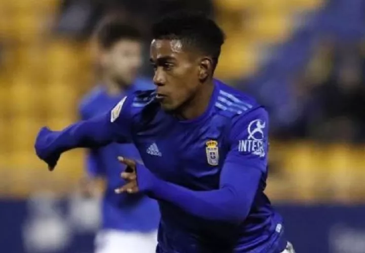 Edgar Yoel Bárcenas jugó en las dos últimas temporadas con Real Oviedo. Foto:Twitter.