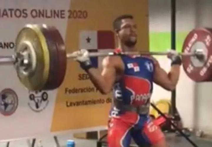 Juan Batista, con tres récords para las pesas nacional Foto: Cortesía