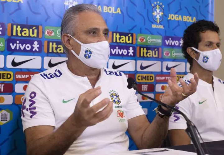 Tite es el técnico de Brasil. Foto:EFE