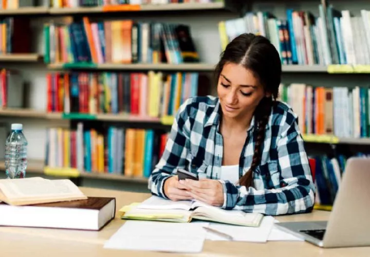 Estudiantes deben buscar en qué área quisieran desempeñarse.
