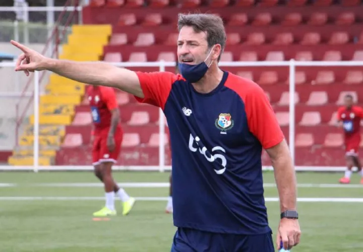 Thomas Christiansen,  técnico de Panamá. Foto:Fepafut