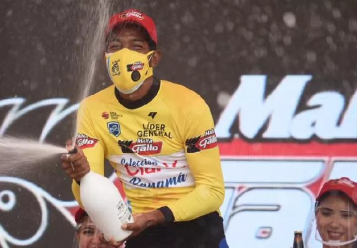 Christopher Jurado es líder de la Vuelta a Guatemala. Foto:@EUDeportes