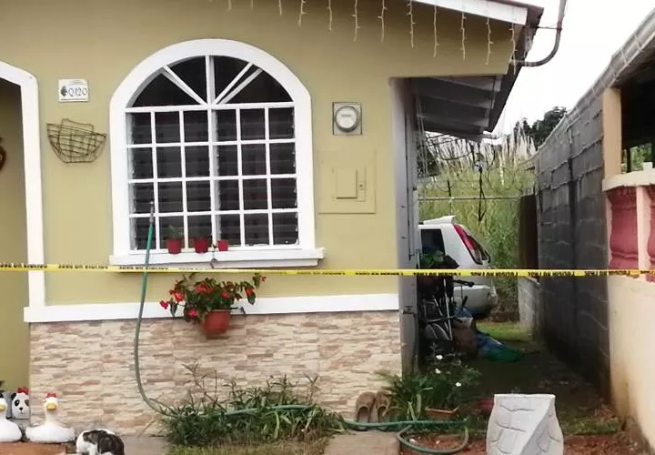 Las investigaciones se iniciaron luego que el cabo llegara herido al hospital Nicolás A. Solano. Eric Ariel Montenegro