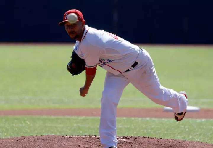 Davis Romero lanzó para los Astronautas en la pasada Serie del Caribe que se jugó en Puerto Rico. Foto:EFE