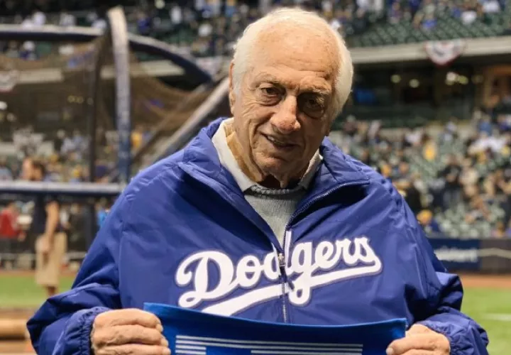 Tommy Lasorda. Foto:@Dodgers