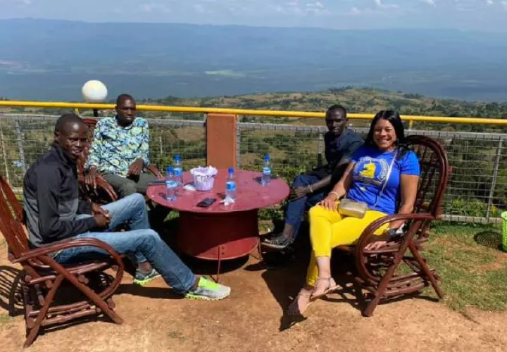 Lawrence Cherono, Elisha Rotich y Amos Kimuta.