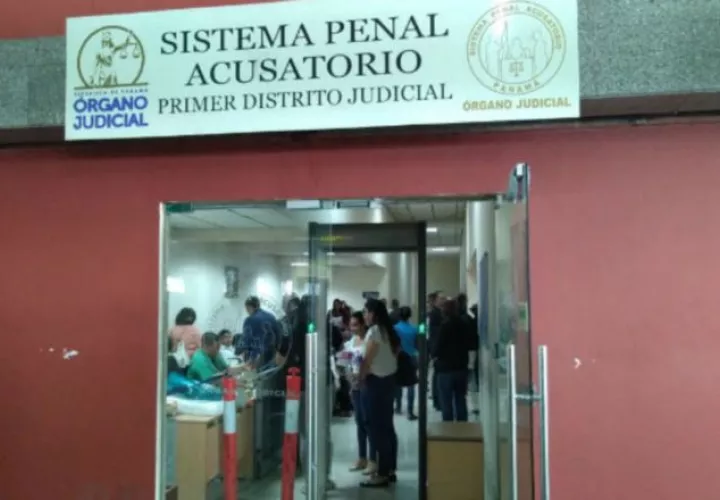 Audiencia se realizó en el SPA de Plaza Ágora.