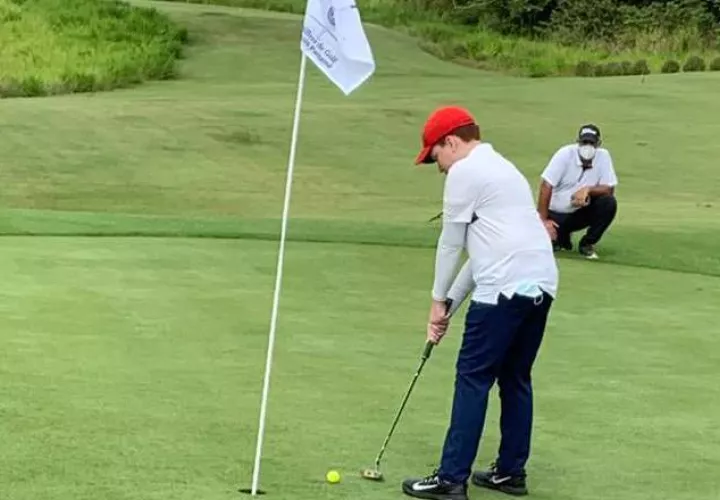 El torneo golfístico es muy competitivo. Foto:Cortesía