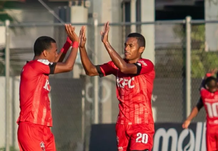 San Francisco tiene un pie en la final del Clausura. Foto:LPF