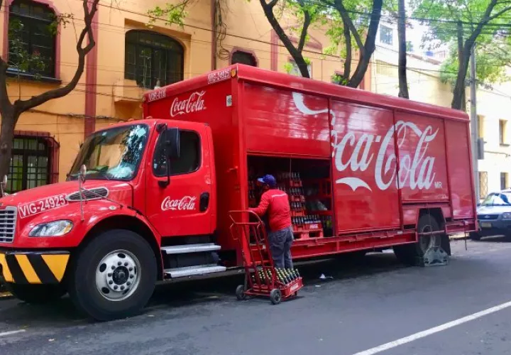 Coca-Cola en octubre anunció la cancelación de 200 marcas. EFE