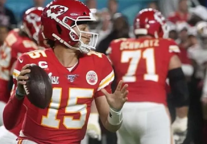 Patrick Mahomes de los Chiefs. Foto:EFE