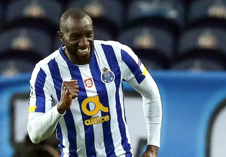 Moussa Marega festeja su segundo gol con Oporto. Foto:EFE