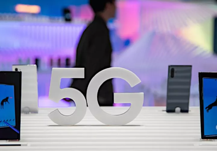 El 5G ofrece velocidades hasta 20 veces superiores. EFE