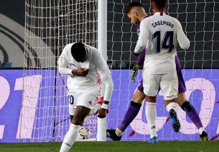 Vinicius del Real Madrid, festeja su gol. Foto:EFE