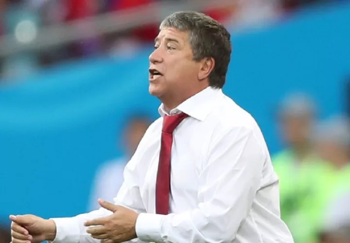 Hernán "El Bolillo" Gómez, durante el mundial de Rusia 2018. Foto:EFE
