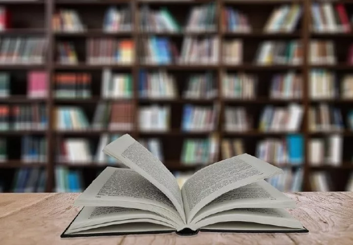 Es una actividad de la Biblioteca Nacional.  Cortesía