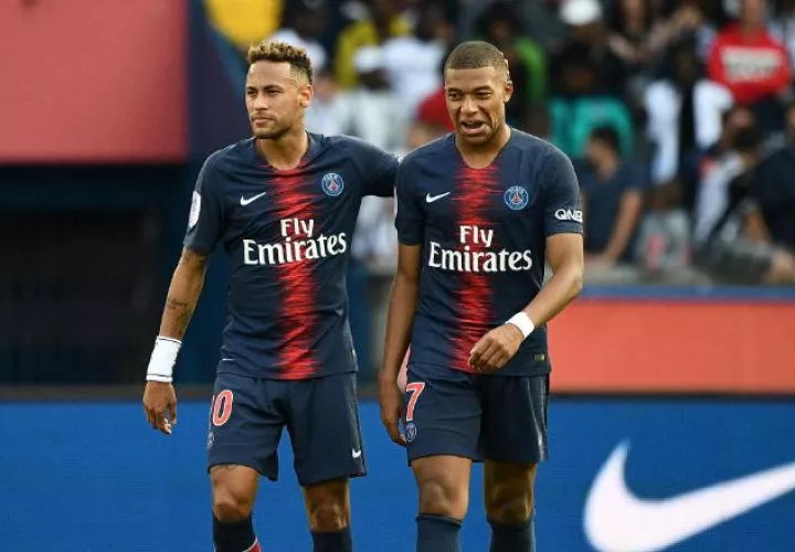 Neymar y Mbappé del PSG Foto:EFE