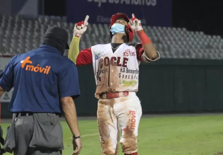 Coclé tiene la ventaja en la serie ante Panamá Oeste 2-0. Foto:Fedebeis