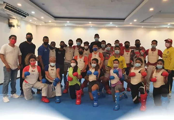 karatecas panameños. Foto:@Fepaka