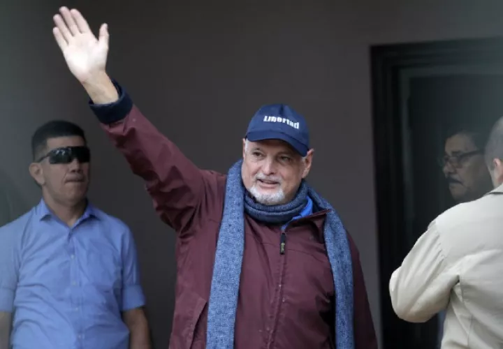 El expresiente Ricardo Martinelli Martinelli subió ocho puntos porcentuales, en comparación a marzo pasado.
