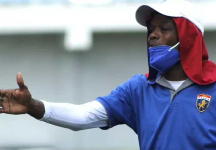 Técnico de Plza Amador, Jorge Dely Valdés.