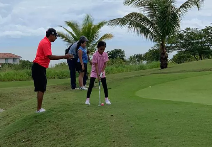 Se espera un emocionante torneo infantil de golf. Foto: Cortesía