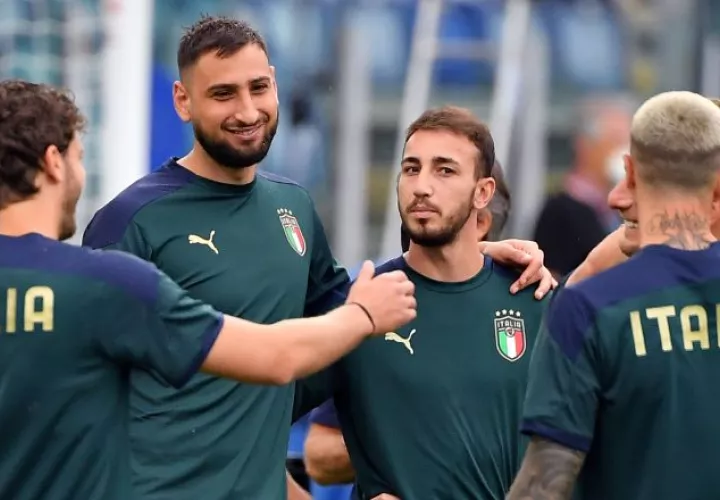 Jugadores italianos en los entrenamientos. Foto:EFE