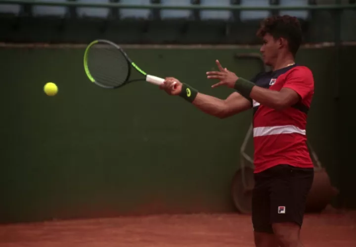 Jorge Chevez, quién durante el año ha competido en EE.UU. Víctor Arosemena