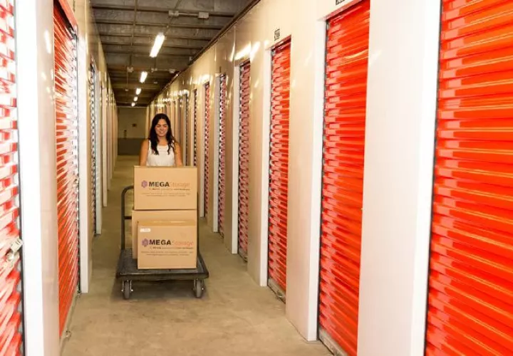 Los alquileres de los mini depósitos va desde $9.99. Cortesía