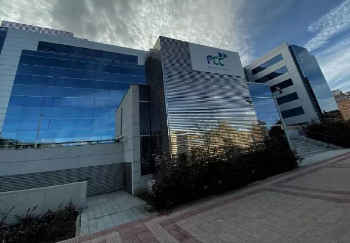 100 millones de pesos asciende la deuda reclamada por las empresas OPC y Matrix Concesiones. EFE