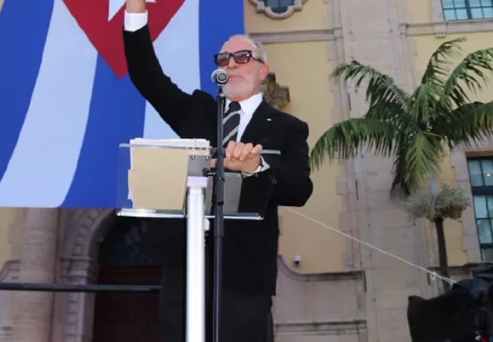 Emilio Estefan. Instagram