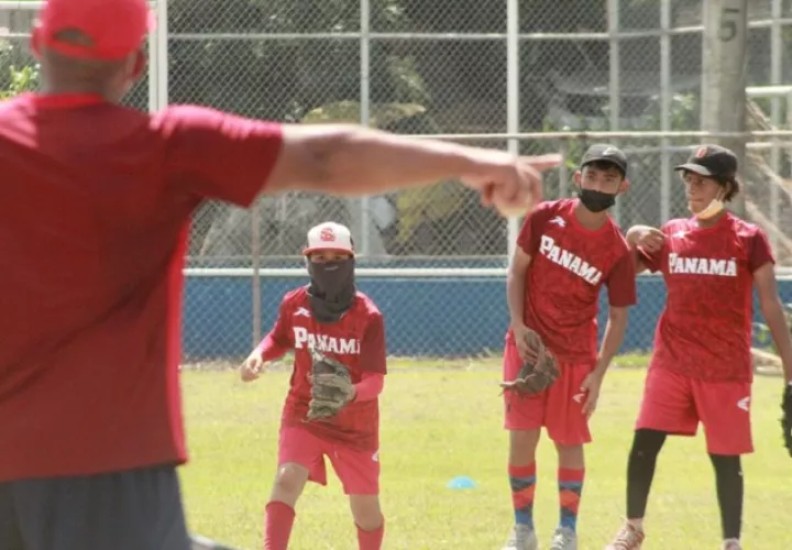 La preselección Sub-12 en los entrenamientos con miras al Premundial de México. Foto:Fedebeis