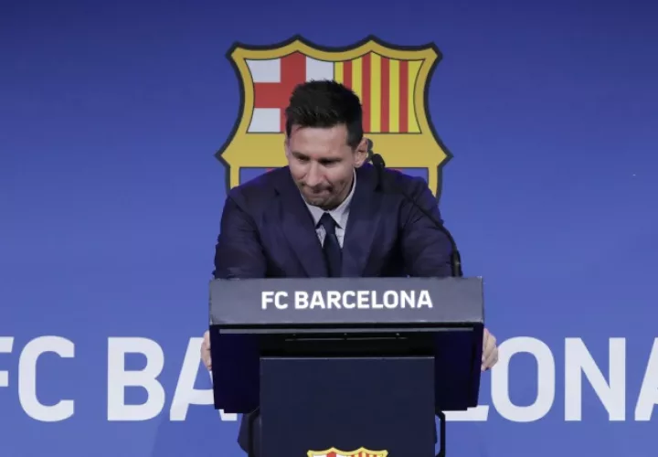 Messi en su despedida del Barcelona Foto:EFE