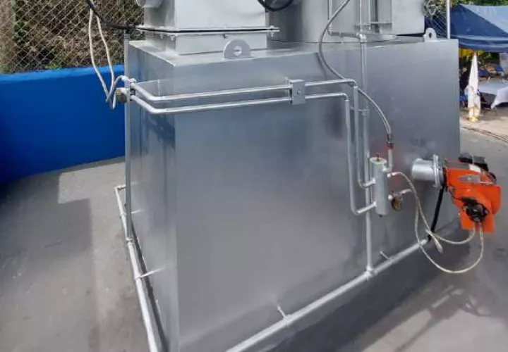 Incinerador para el manejo de los desechos internacionales. Cortesía
