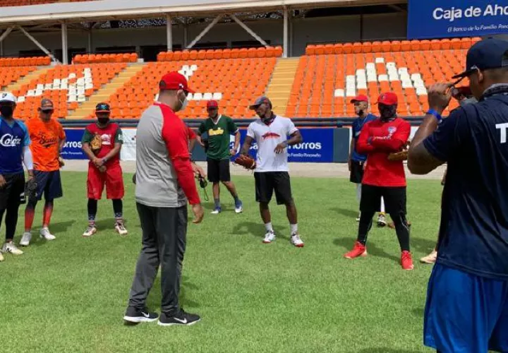 El equipo nacional inició entrenamientos el pasado miércoles. Foto: @fedebeis
