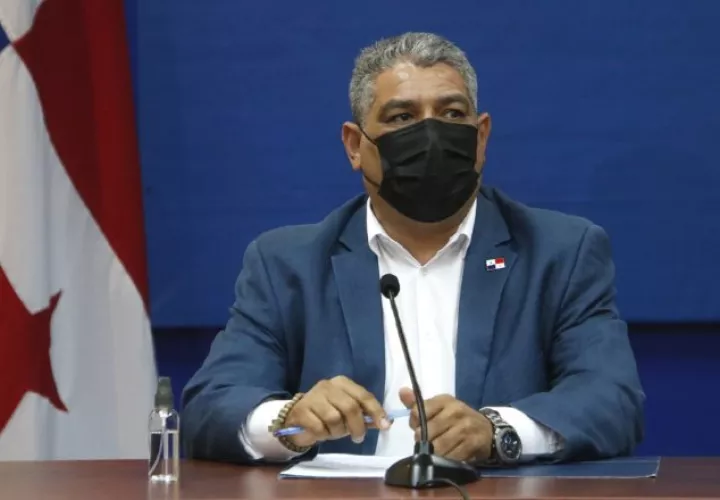 El ministro Luis Francisco Sucre es duramente criticado porque las investigaciones que ordena generalmente terminan sin resultados. Foto Cortesía: Minsa