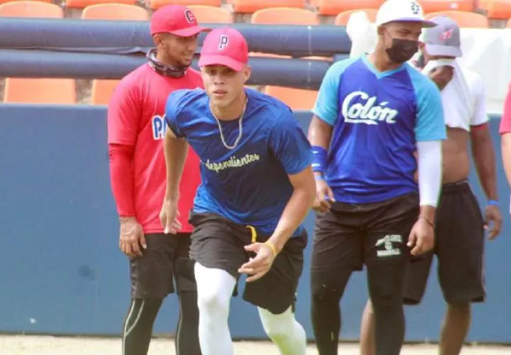 El preseleccionado panameño entrena en el estadio Roberto 'Flaco Bala' Hernández. Foto:Fedebeis