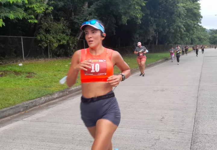Mónica Soto, ganó su categoría ayer en Panamá Pacífico. Aurelio Martínez