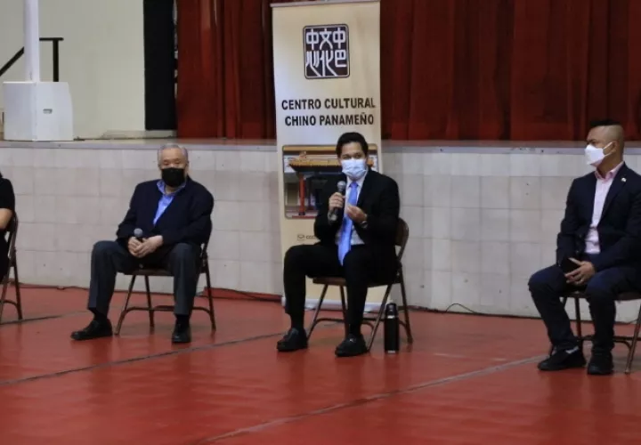 Los emprendedores y pequeños comerciantes pueden recibir un facturador gratuito. Cortesía