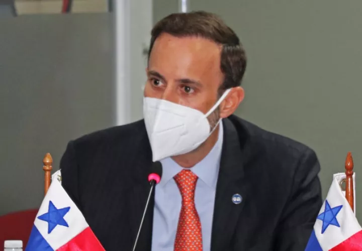 Juan Melillo, Gerente General de Caja de Ahorros. Cortesía