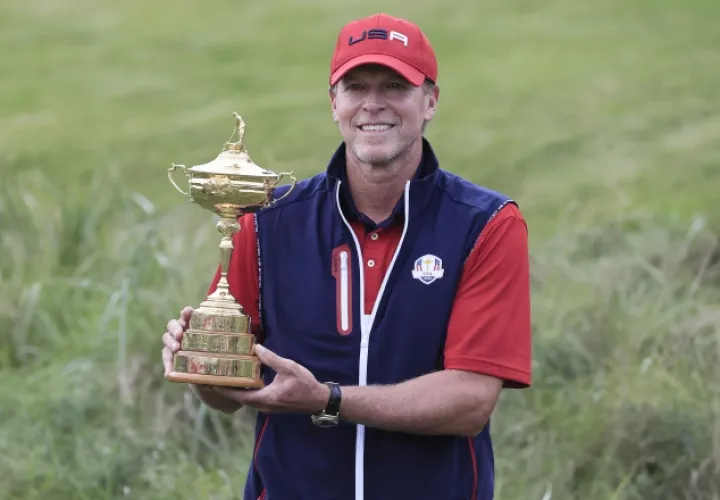 El capitán del equipo de Estados Unidos, Steve Stricker. Foto:EFE