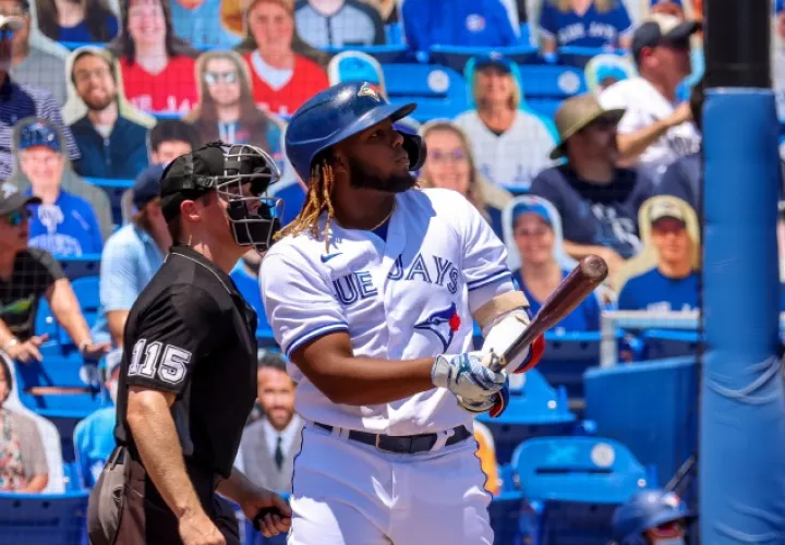 Vladmitr Guerrero Jr. pegó su jonrón 47 de la temporada. Foto:Twitter