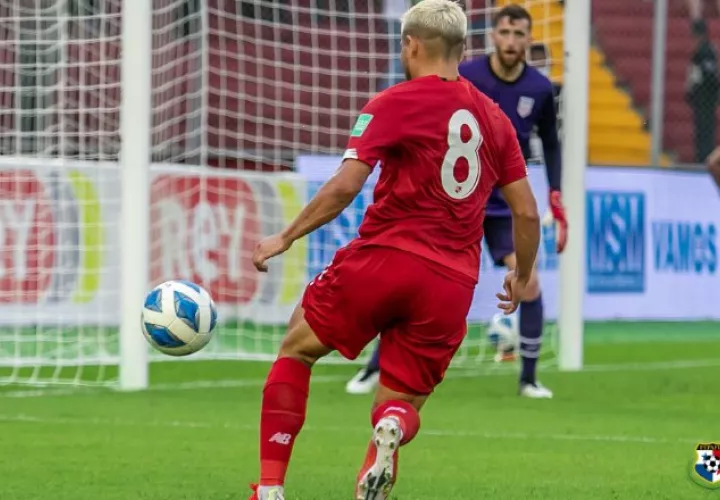 Cristian Martínez, mostró su calidad en la cancha.