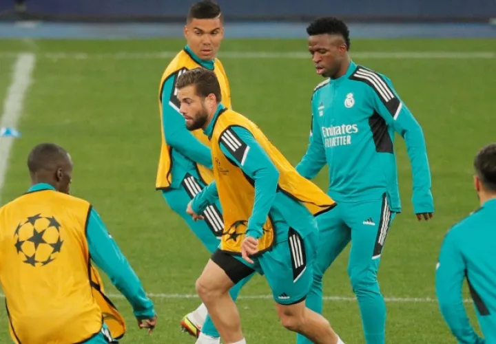 Jugadores de Real Madrid en los entrenamientos. Foto:EFE